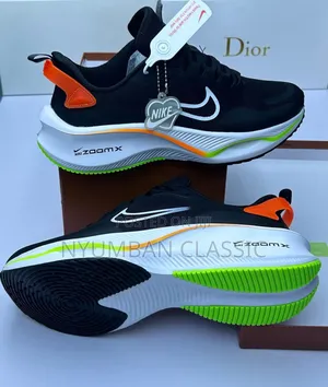 Nike Star Zommax