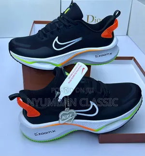 Nike Star Zommax