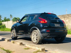 Nissan Juke 2012 Blue
