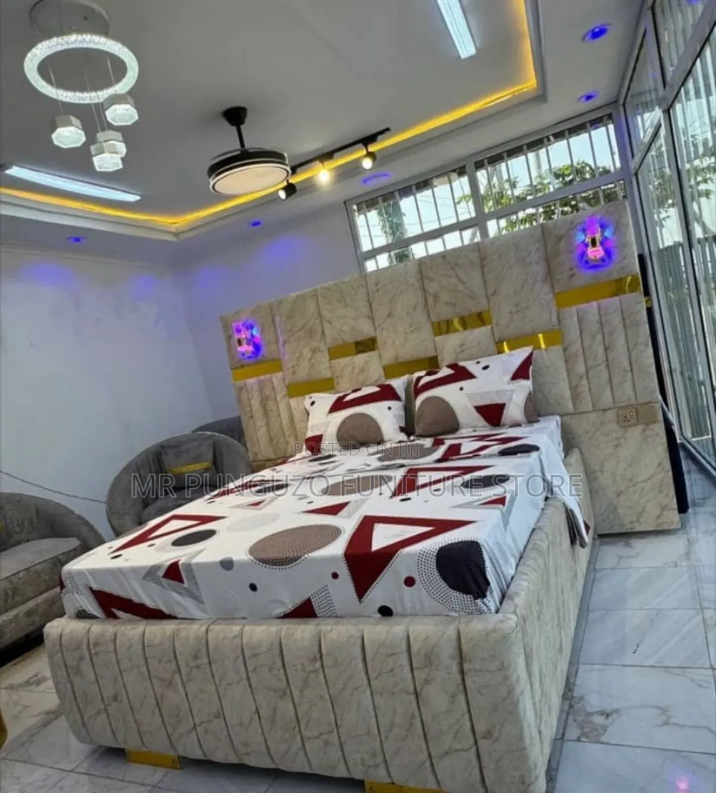 Kitanda Bed Sofa Classic Sana
