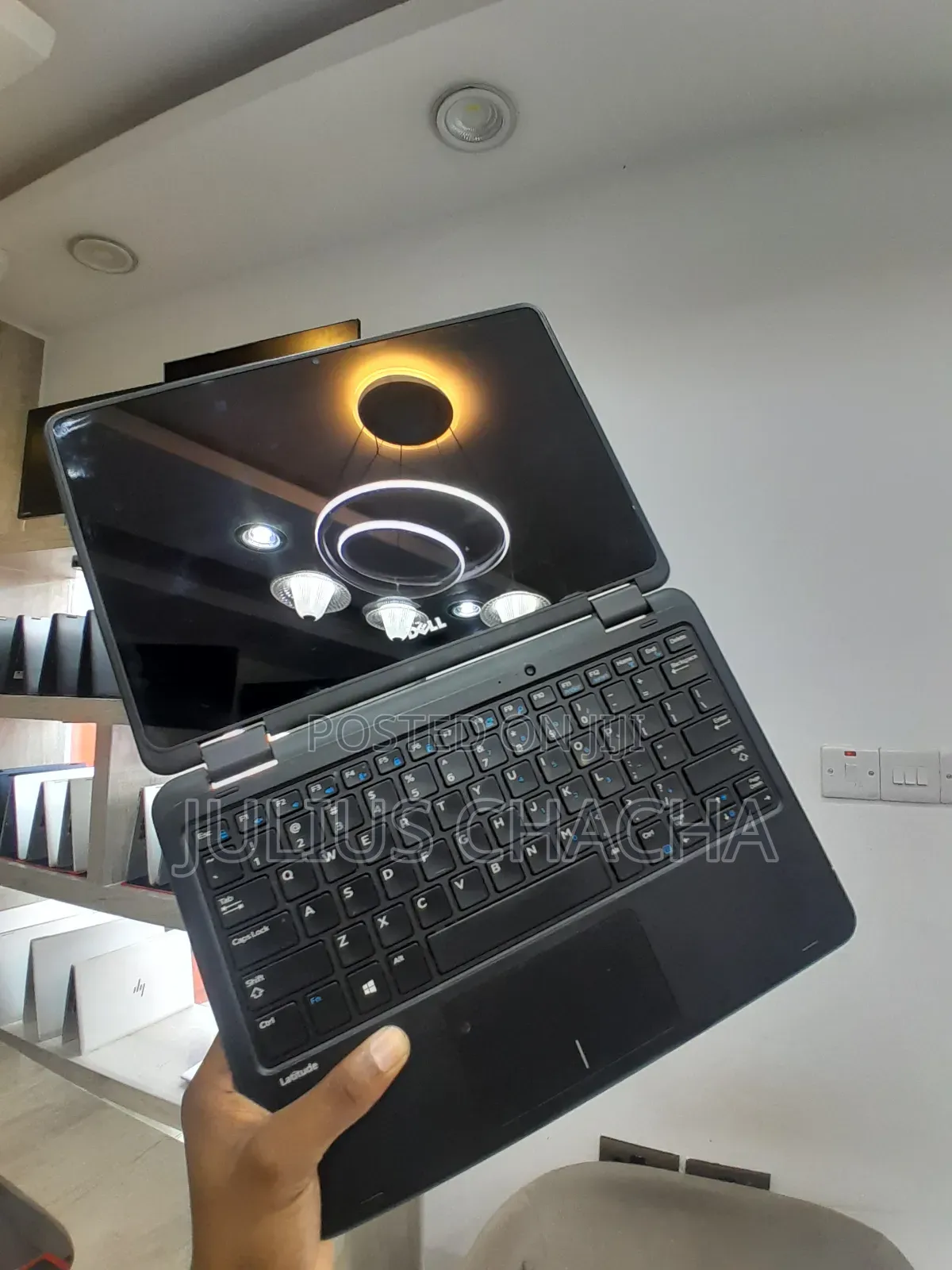 New Laptop Dell Latitude 3189 4GB Intel Pentium SSD 128GB