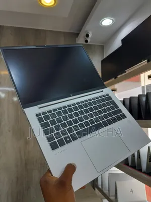 New Laptop HP EliteBook 845 G10 16GB AMD Ryzen 5 SSD 512GB