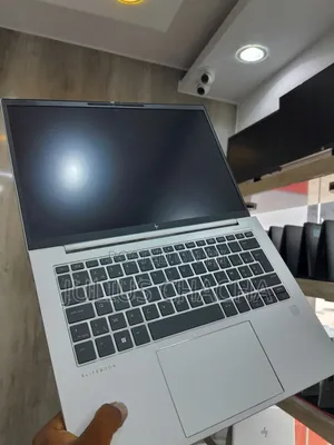 New Laptop HP EliteBook 845 G10 16GB AMD Ryzen 5 SSD 512GB