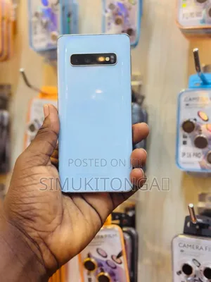 New Samsung Galaxy S10 128 GB Blue