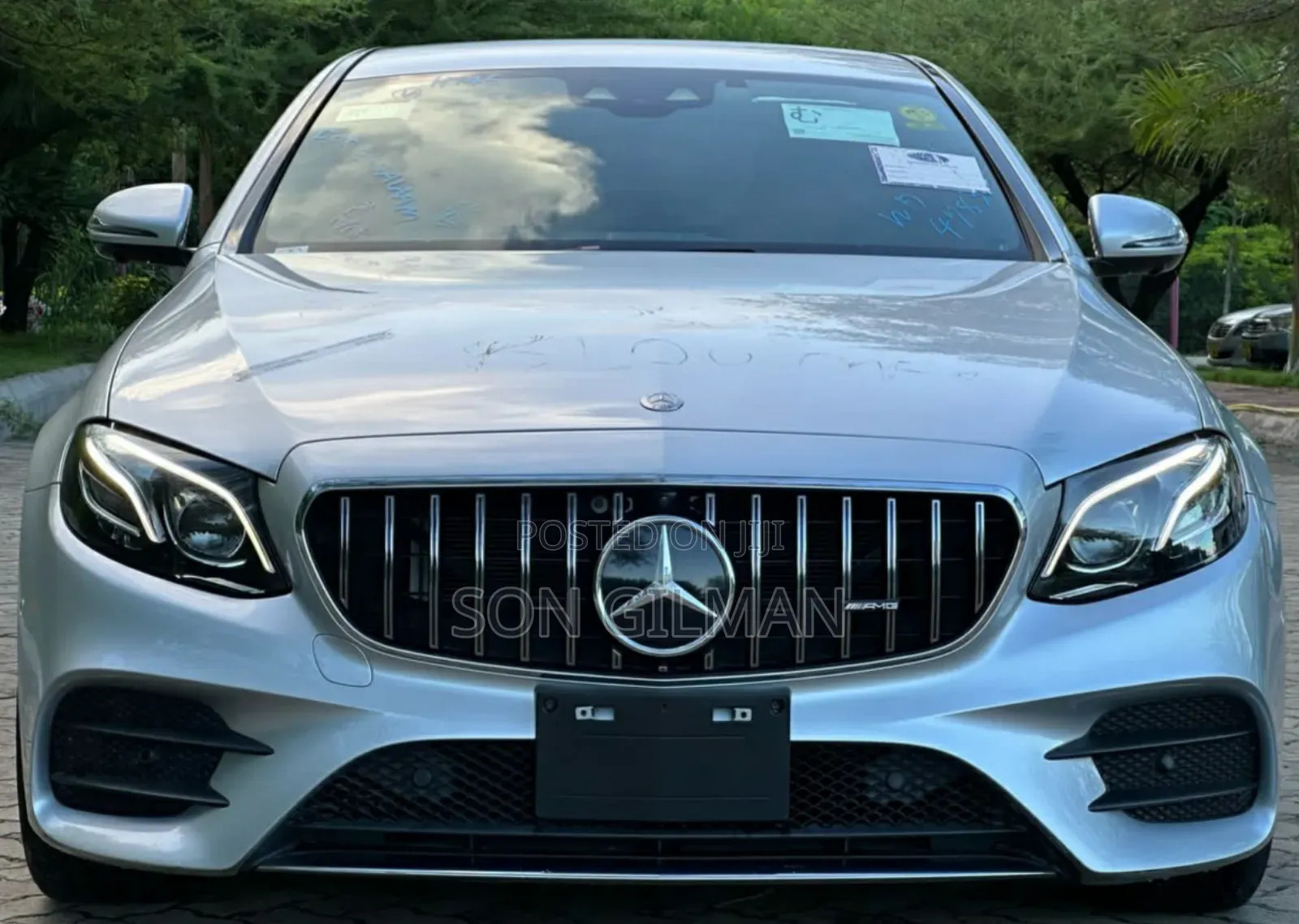 Mercedes-Benz E200 2017 Silver