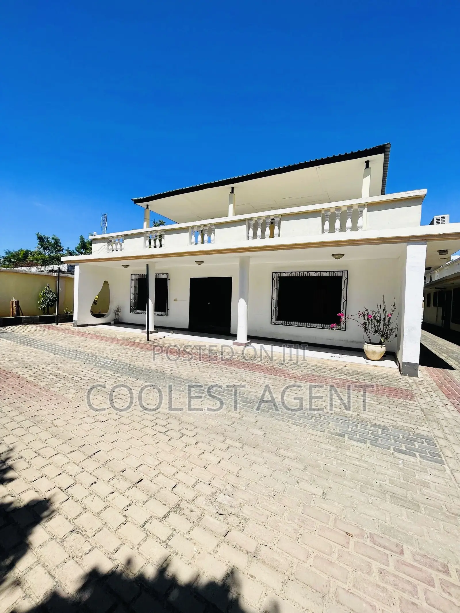 3bdrm Villa in Msasani, Kinondoni for rent