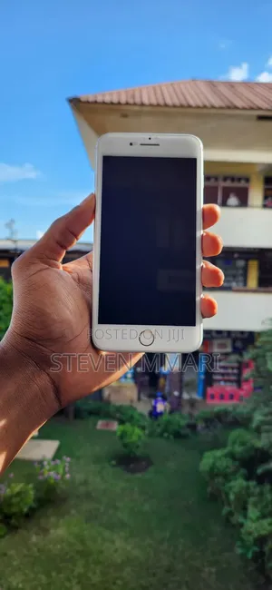 New Apple iPhone 8 Plus 256 GB White