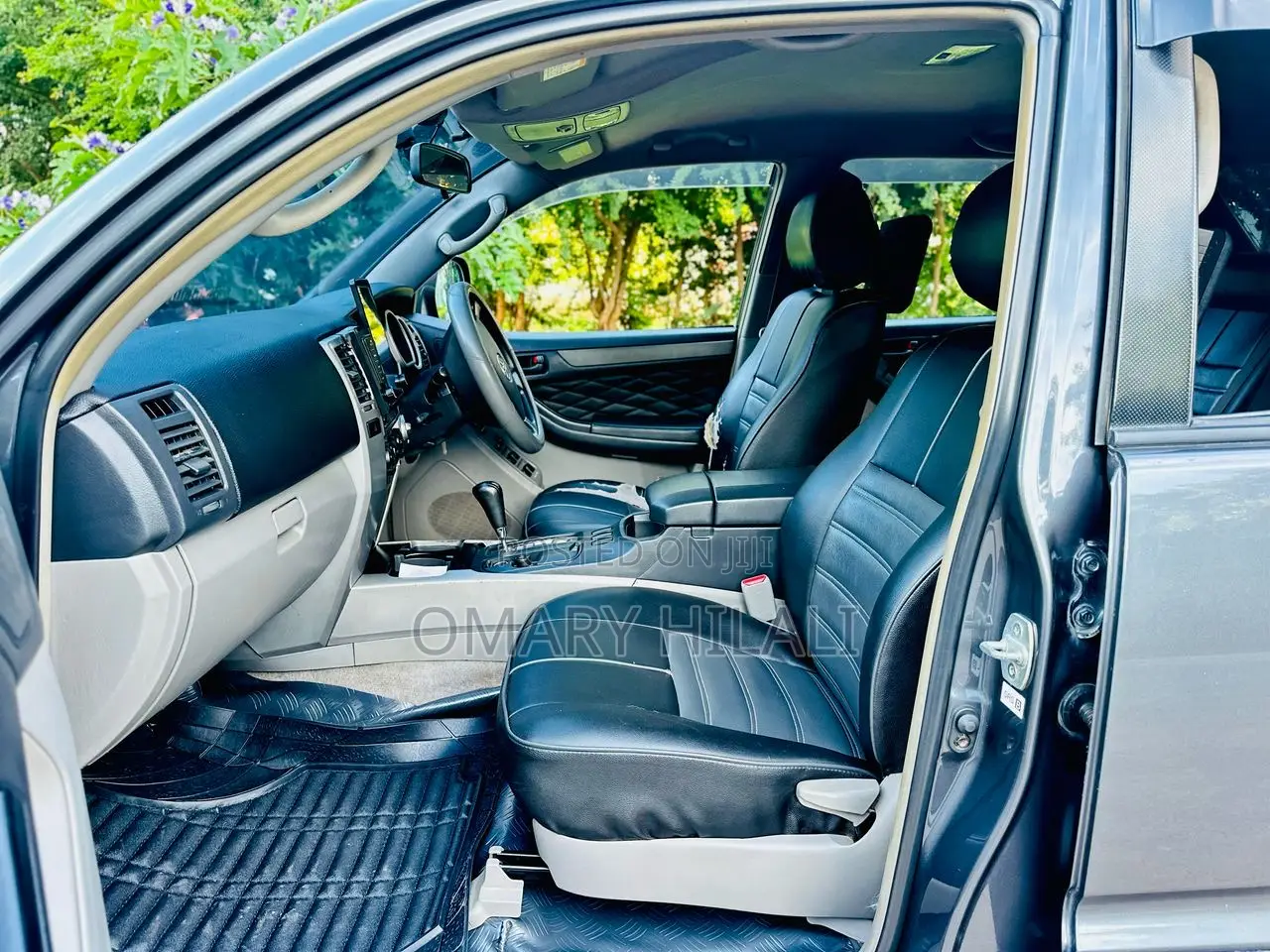 Toyota Hilux Surf 2002 Gray
