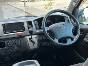 Toyota HiAce 2008 Black