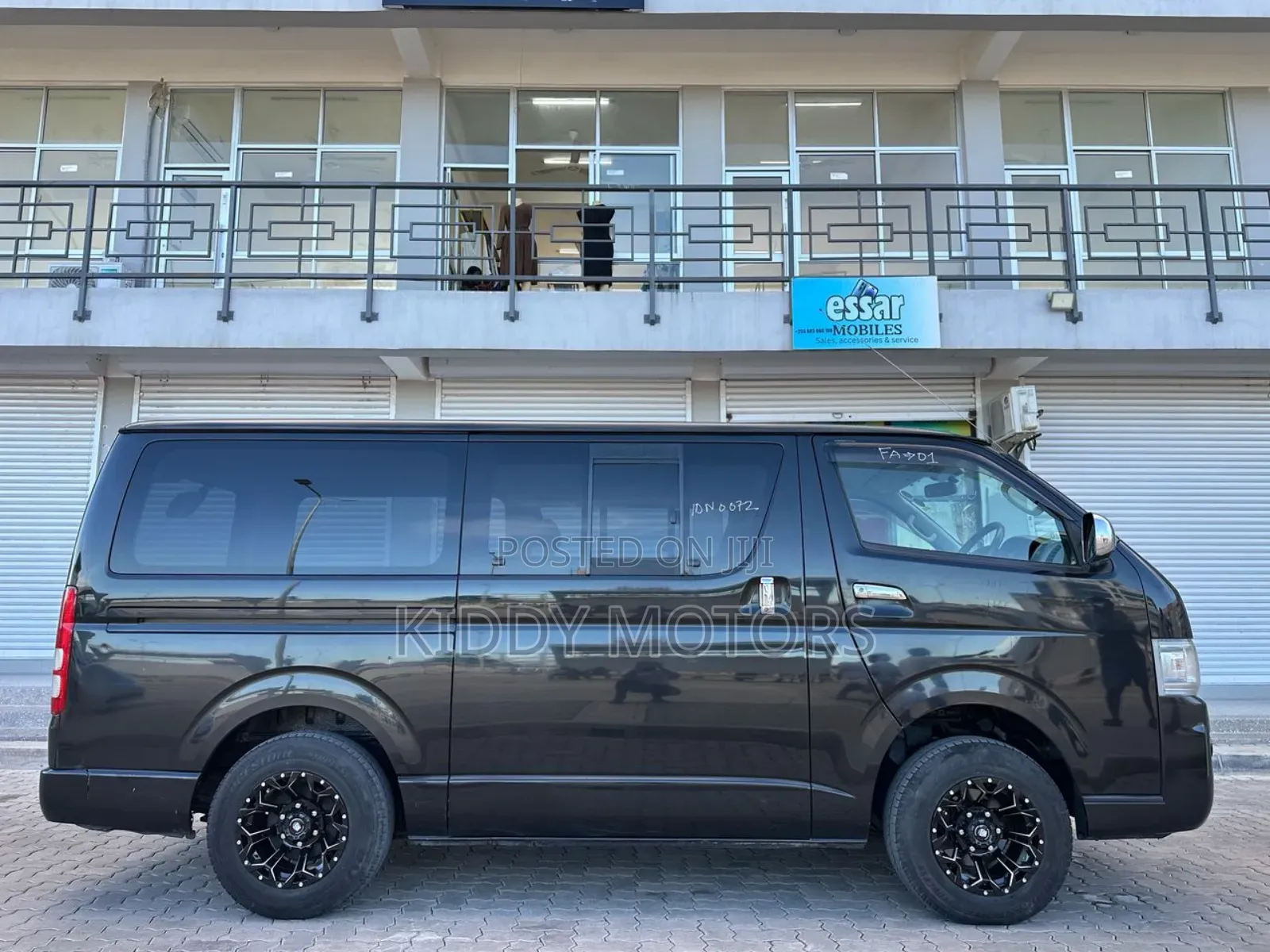Toyota HiAce 2008 Black