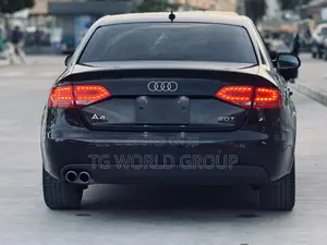 Audi A4 2.0T Premium Quattro 2010 Black