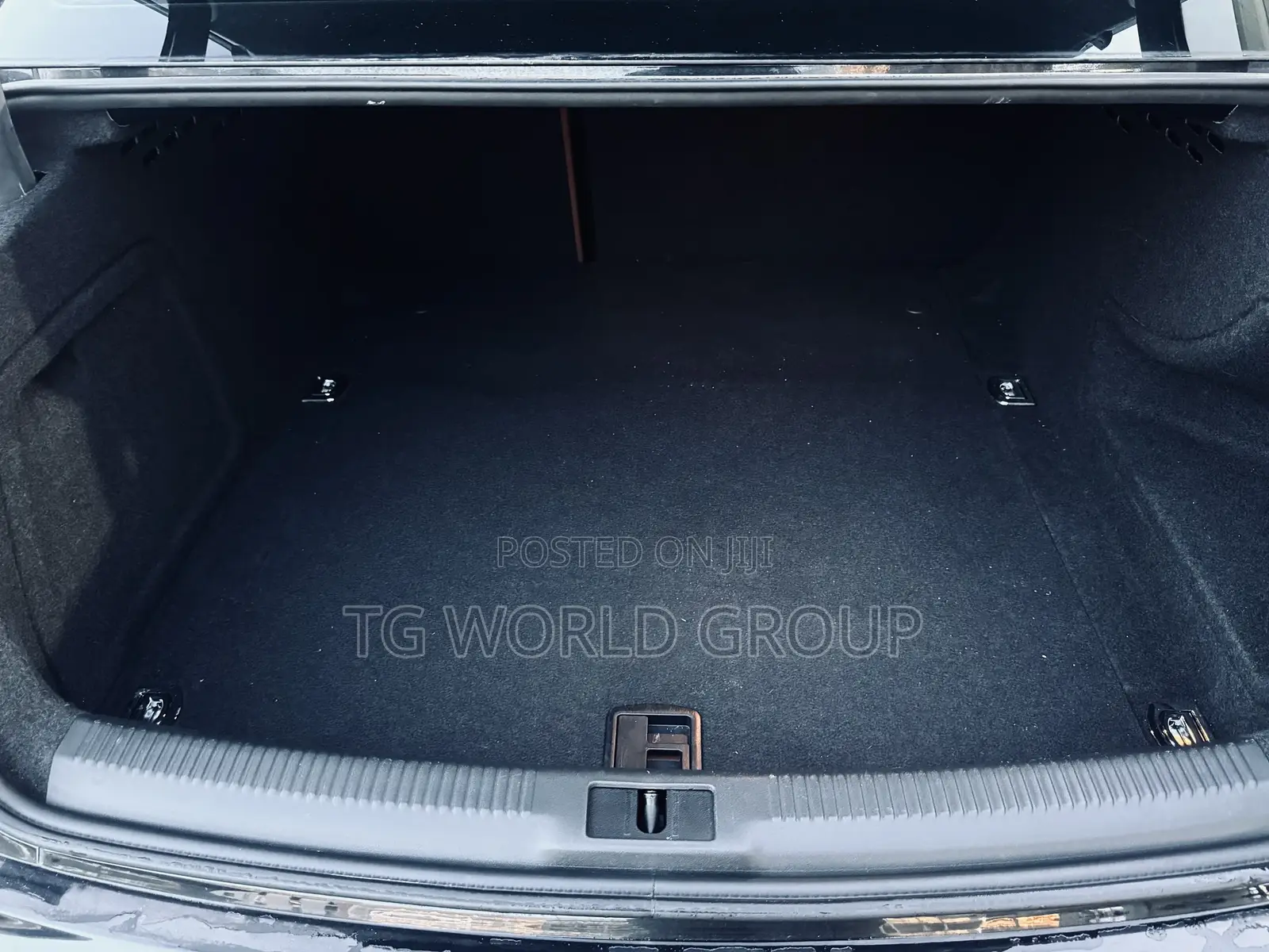 Audi A4 2.0T Premium Quattro 2010 Black