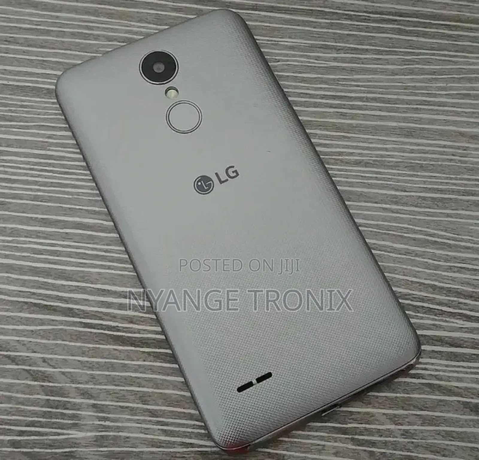 LG K4 8 GB Bronze