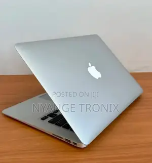 Laptop Apple MacBook Air 2017 8GB Intel Core I5 SSD 256GB