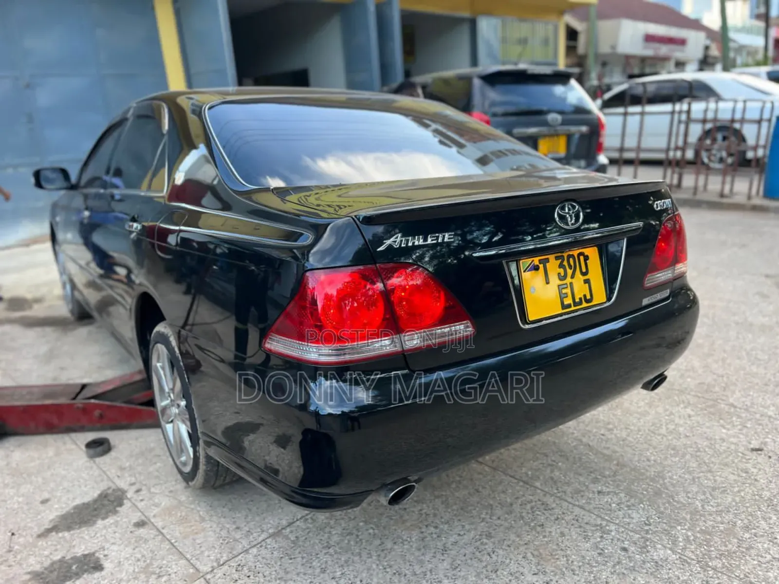 Toyota Crown 2006 Black