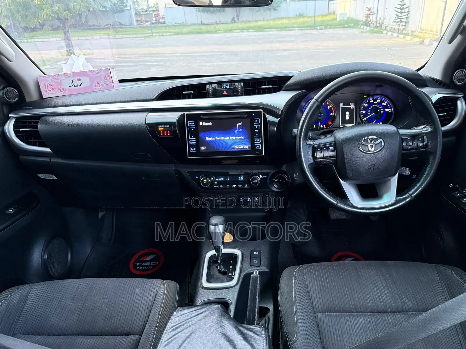 Toyota Hilux Revo Double Cab Deisel 2.4 AWD 2017 Gray