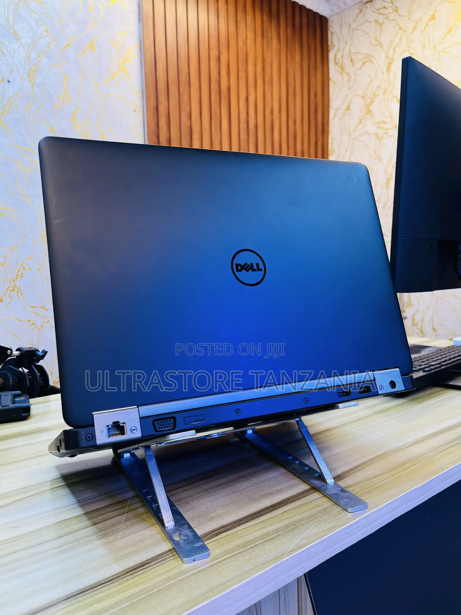 New Laptop Dell Latitude 5480 8GB Intel Core I5 SSD 256GB