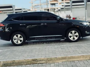 Toyota Harrier 2.0 2014 Black