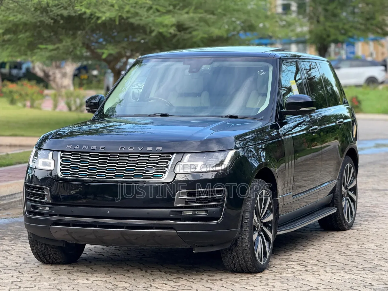 Land Rover Range Rover Vogue 2015 Black