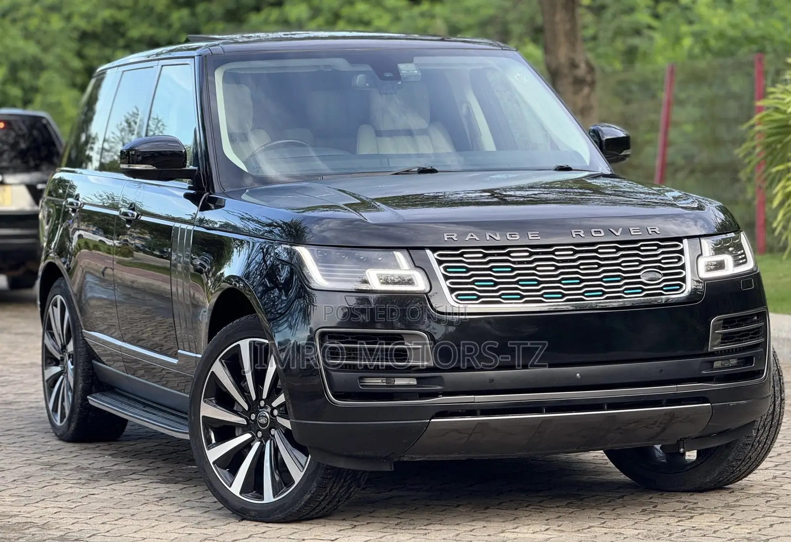 Land Rover Range Rover Vogue 2015 Black