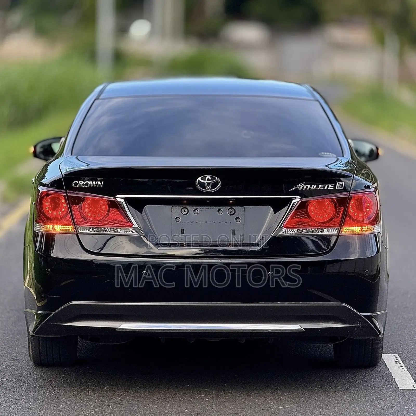 Toyota Crown 2015 Black