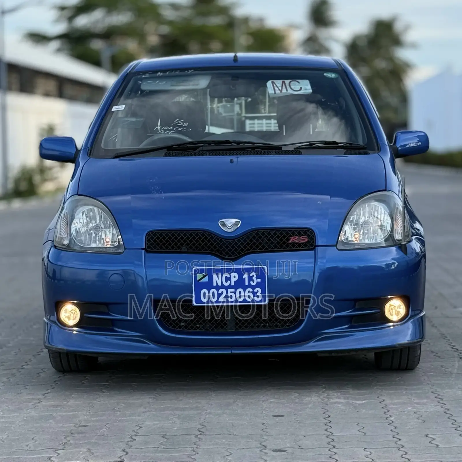 Toyota Vitz 2002 Blue
