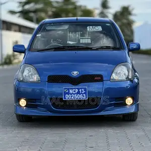 Toyota Vitz 2002 Blue