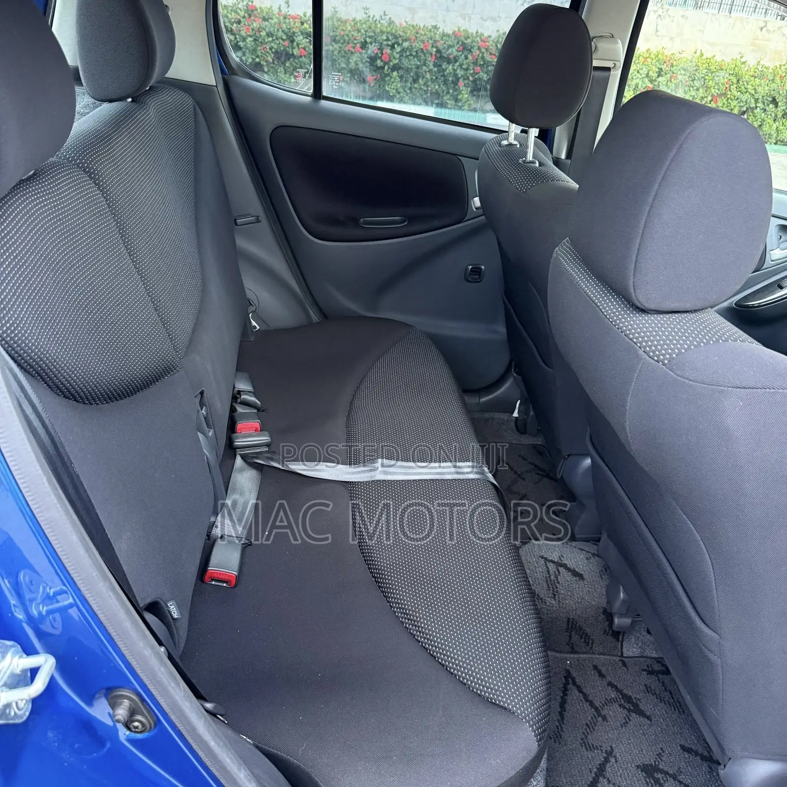Toyota Vitz 2002 Blue