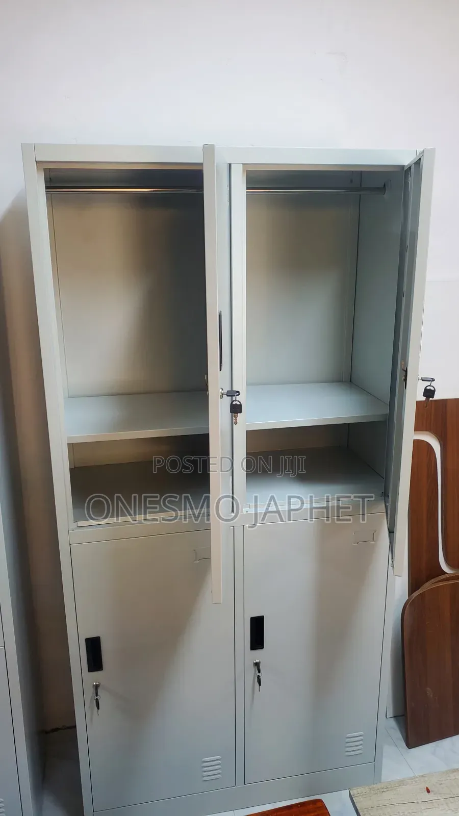 Cabinet (4 Drawers)