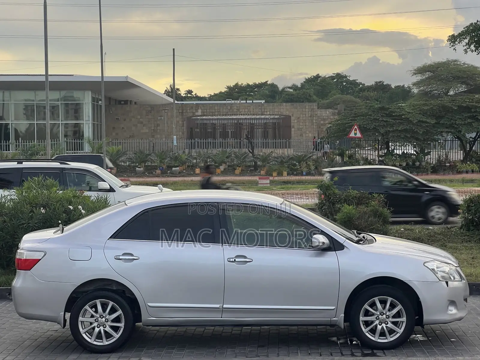 Toyota Premio 1.8 FWD 2010 Silver
