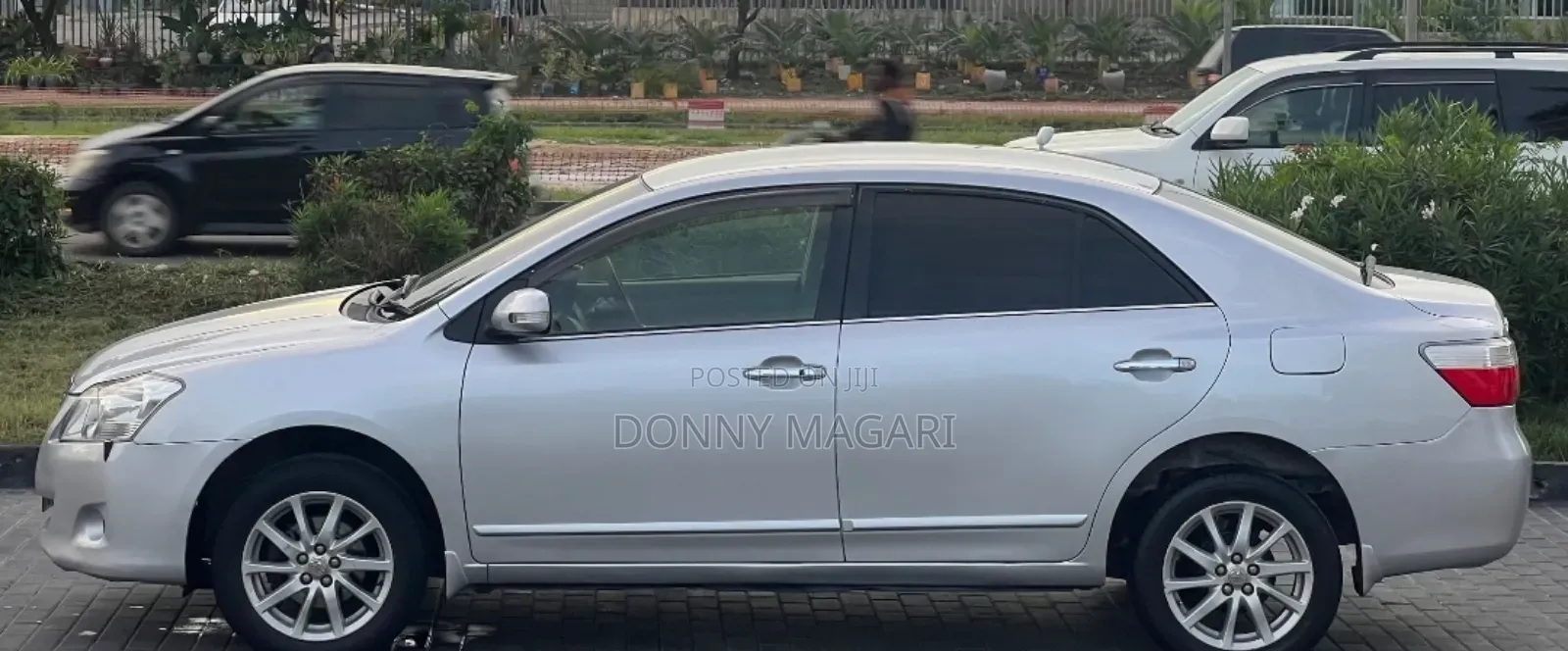 Toyota Premio 2010 Silver