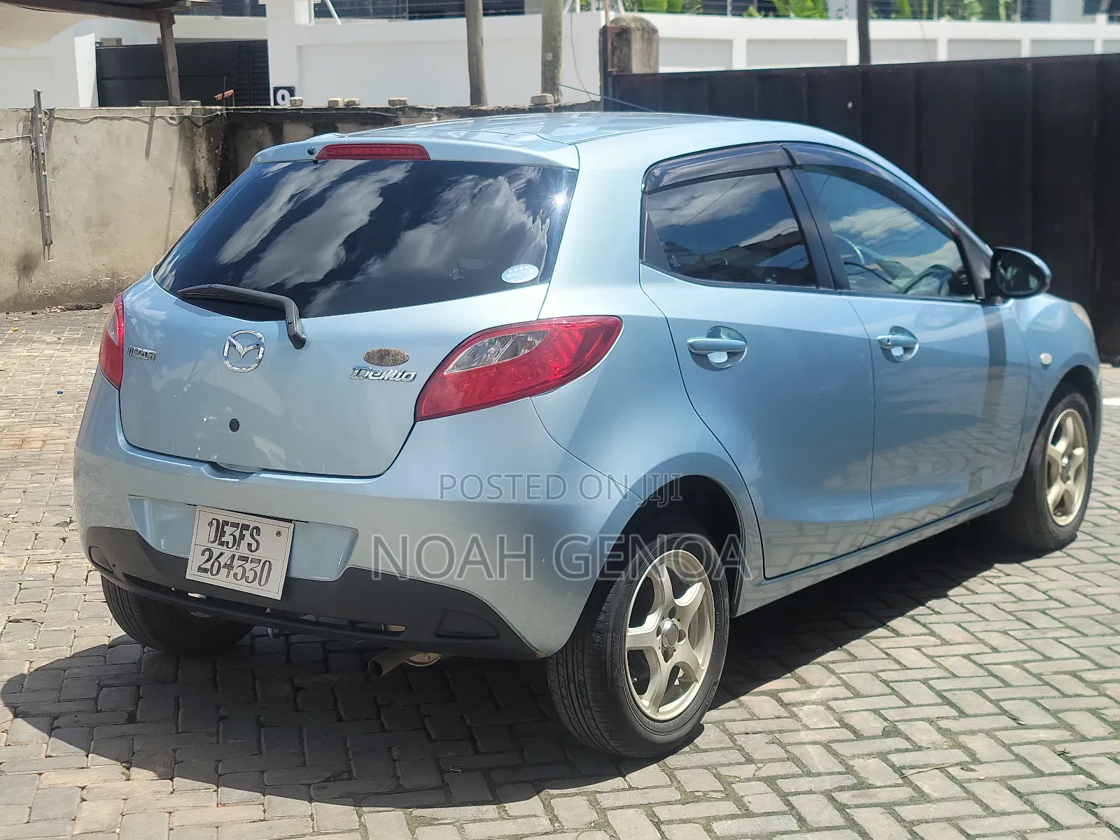 Mazda Demio 2009 Blue