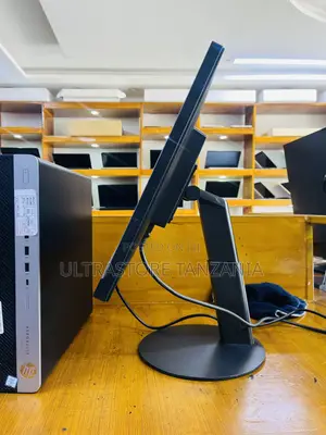 Iiyama Frameless Monitor 24”