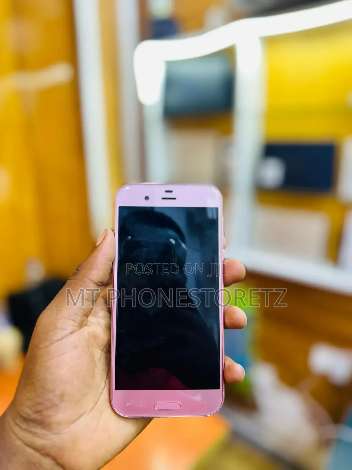 Sharp R1 64 GB Pink