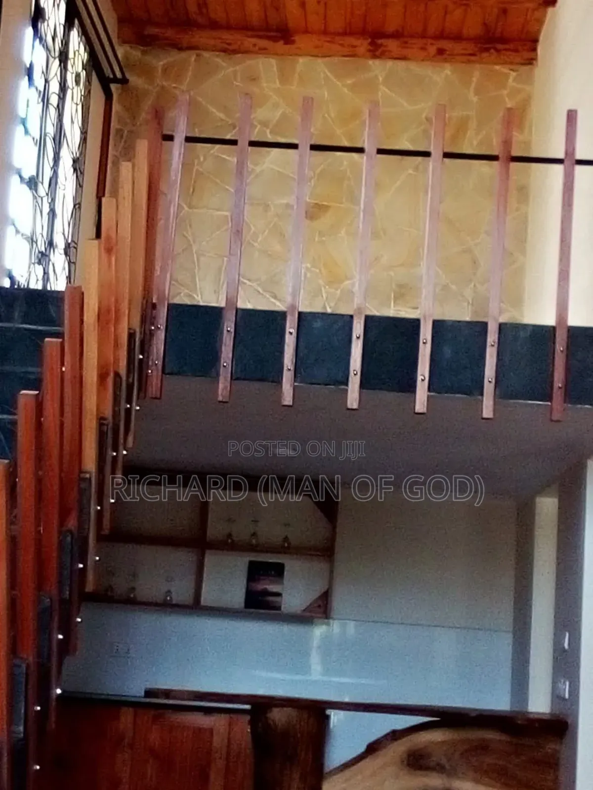 3bdrm Villa in Central Business Area for rent
