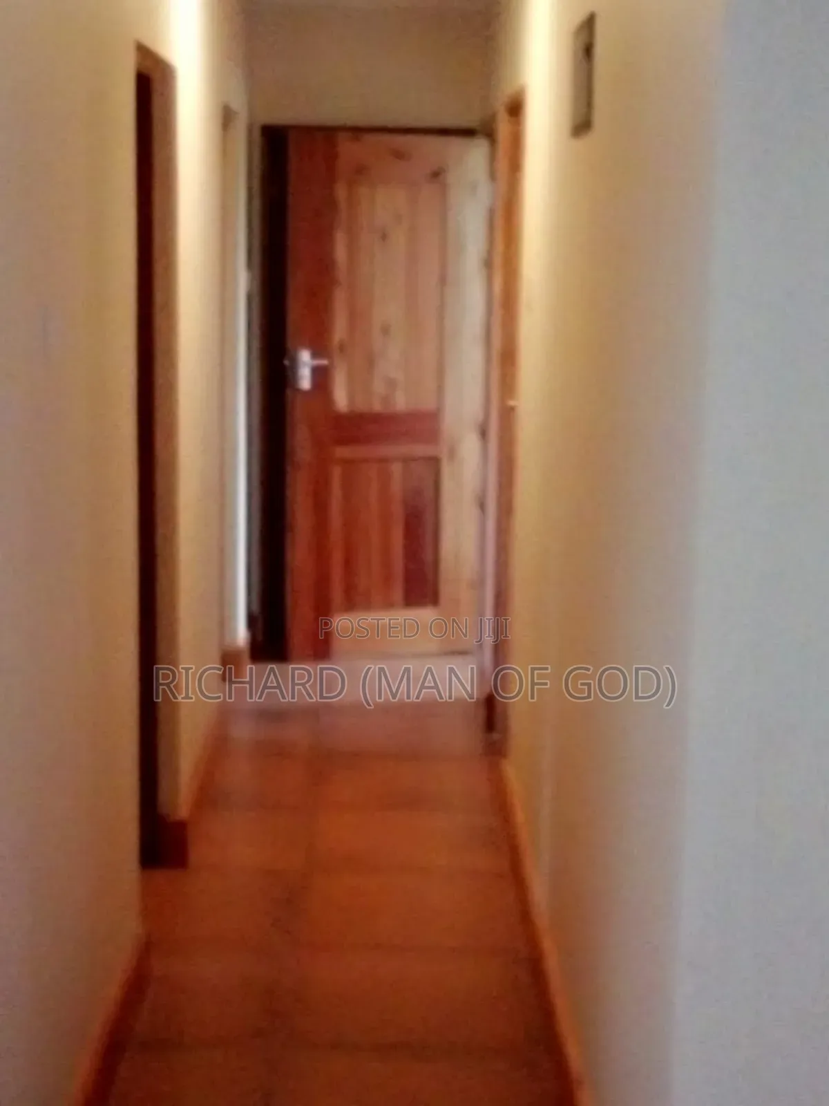 3bdrm Villa in Central Business Area for rent