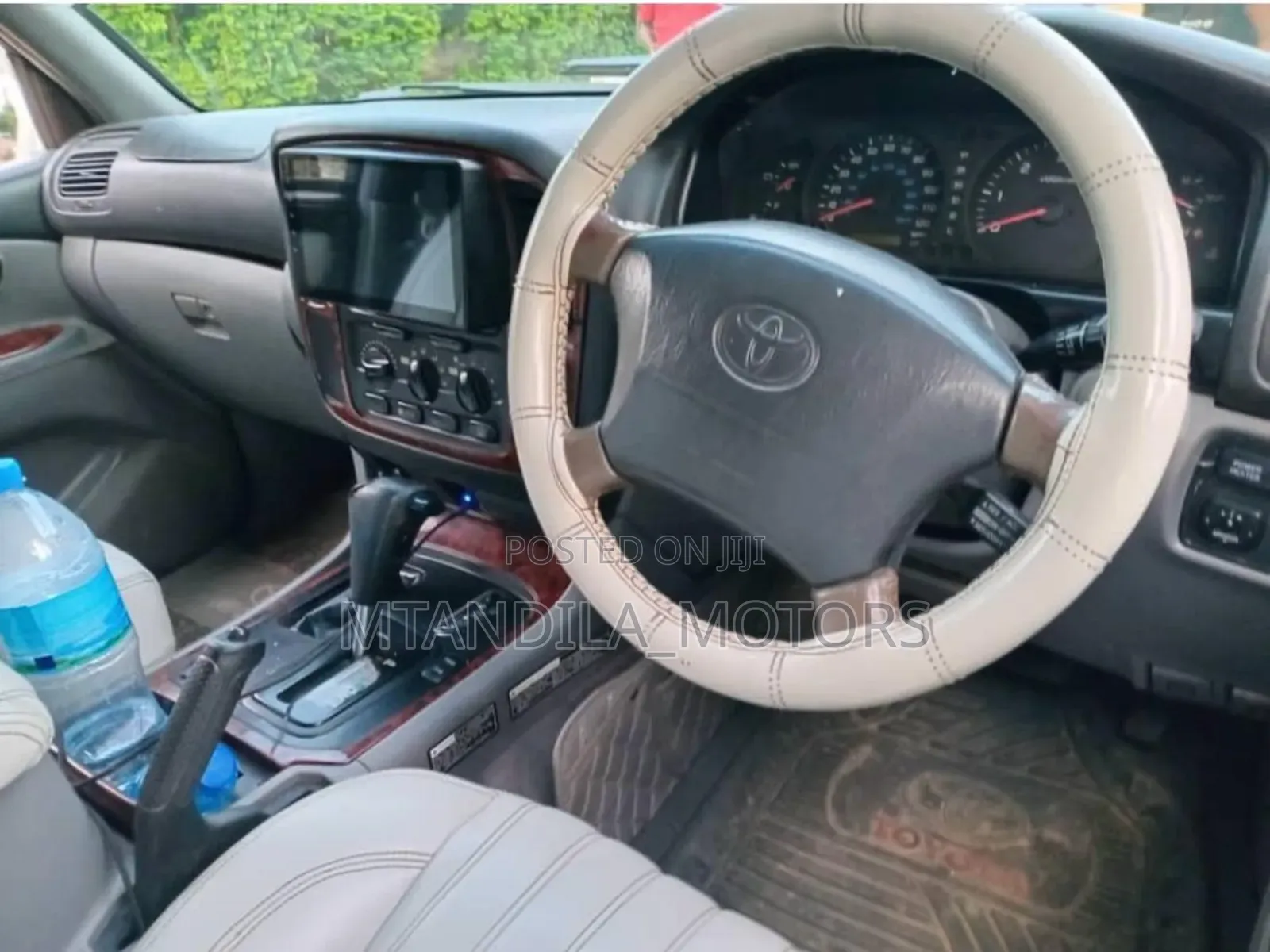 Toyota Land Cruiser 90 Automatic 2000 White