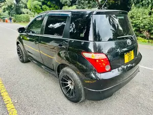 Toyota IST 2006 Black