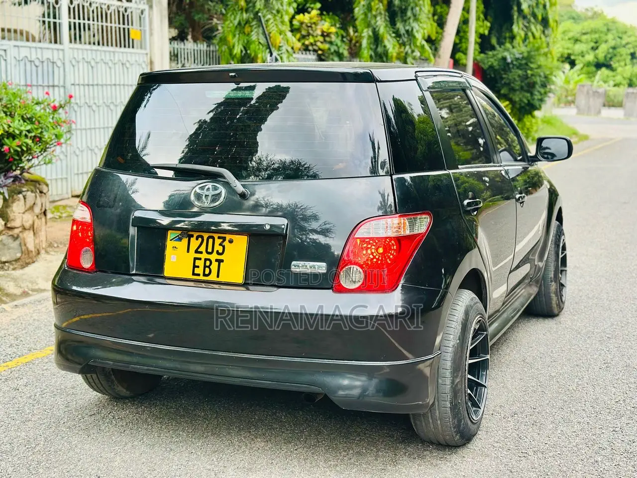 Toyota IST 2006 Black