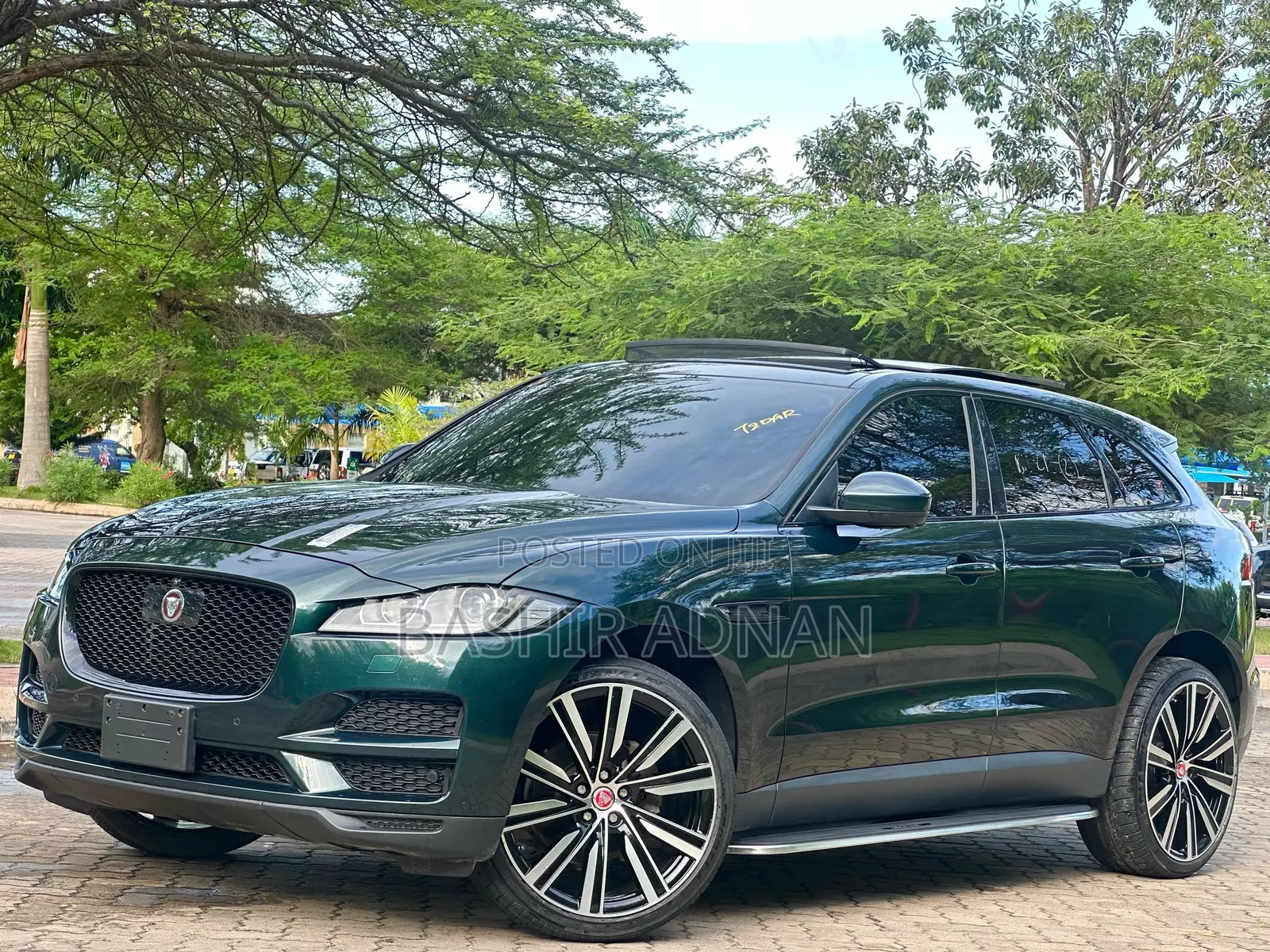 Jaguar F-Pace 20d R-Sport 2017 Green