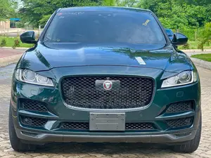 Jaguar F-Pace 20d R-Sport 2017 Green