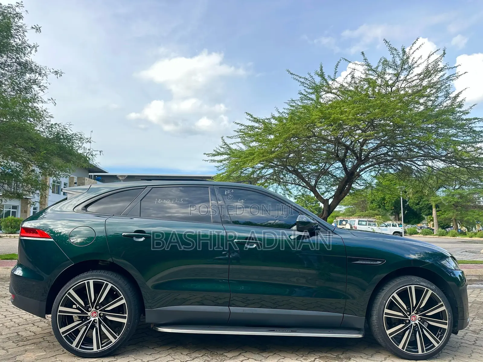 Jaguar F-Pace 20d R-Sport 2017 Green