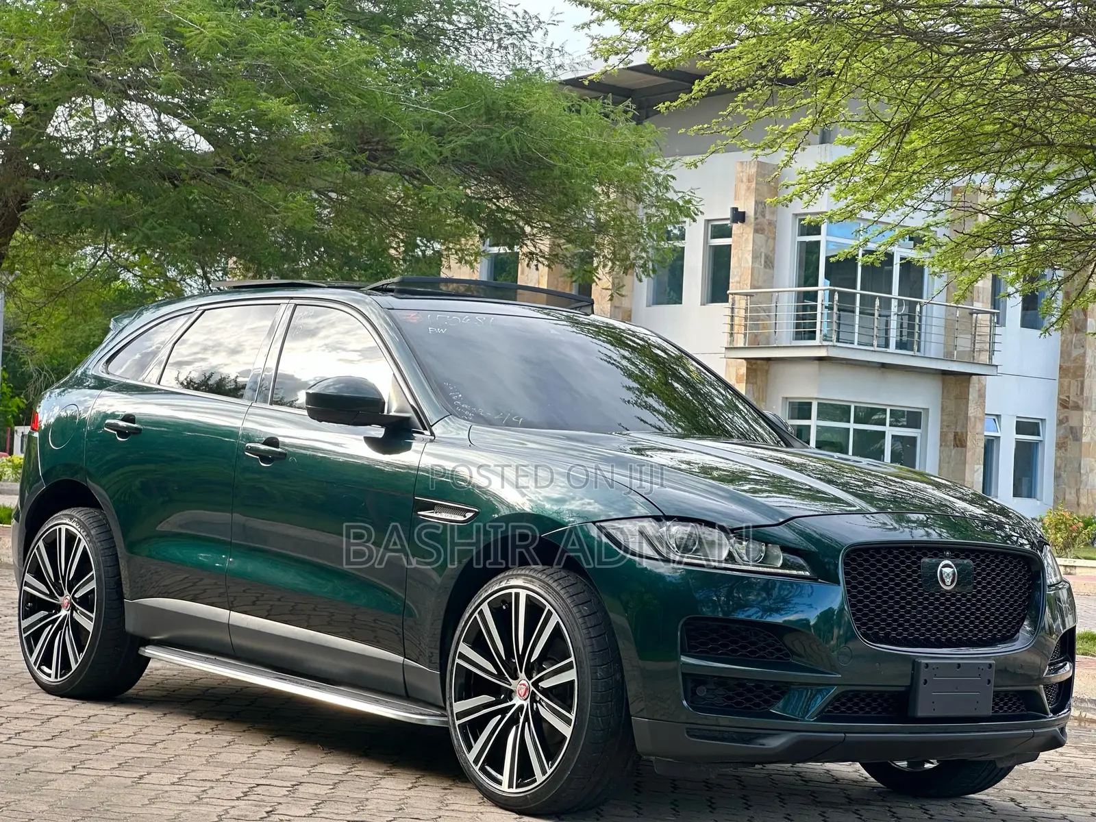 Jaguar F-Pace 20d R-Sport 2017 Green