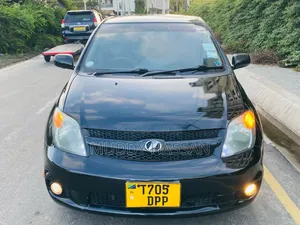 Toyota IST 2006 Black