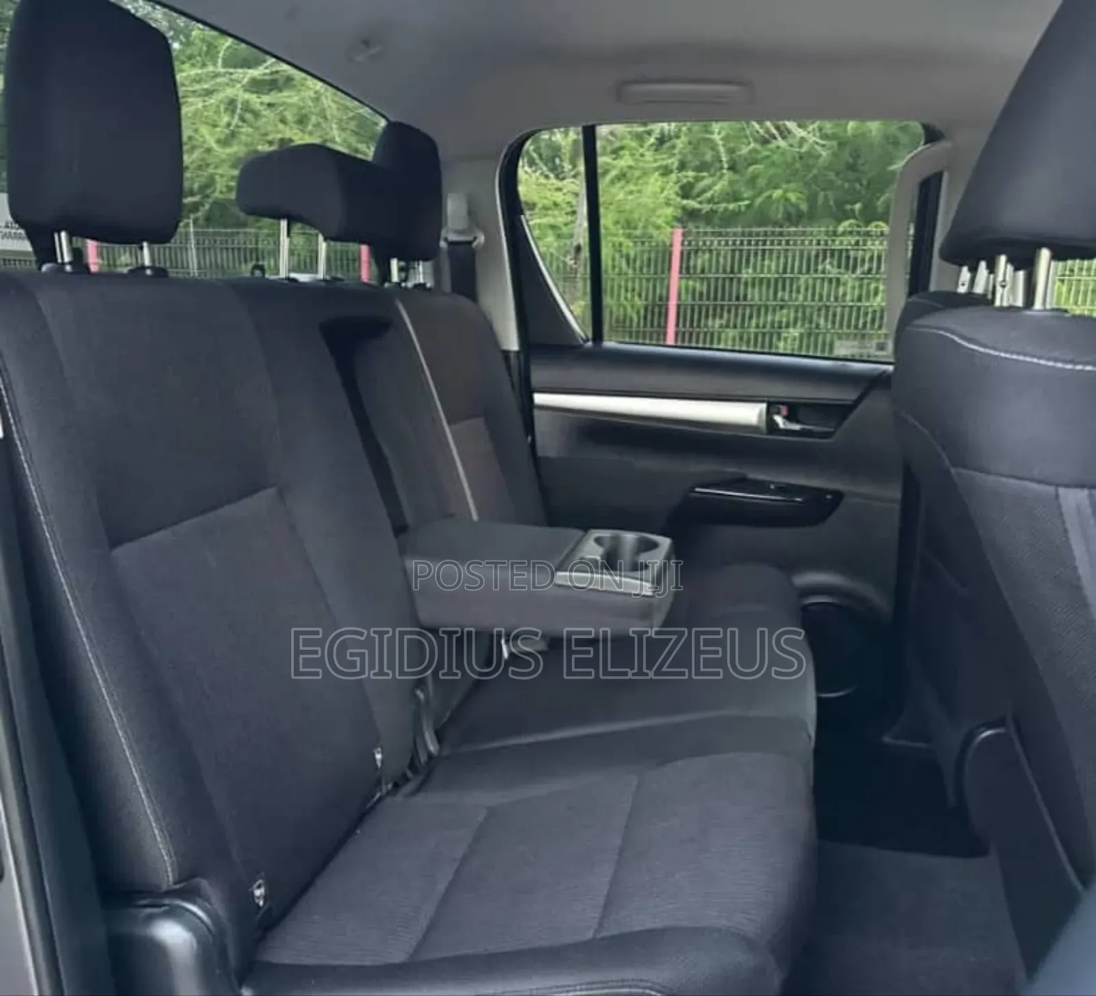 Toyota Hilux 2017 Gray