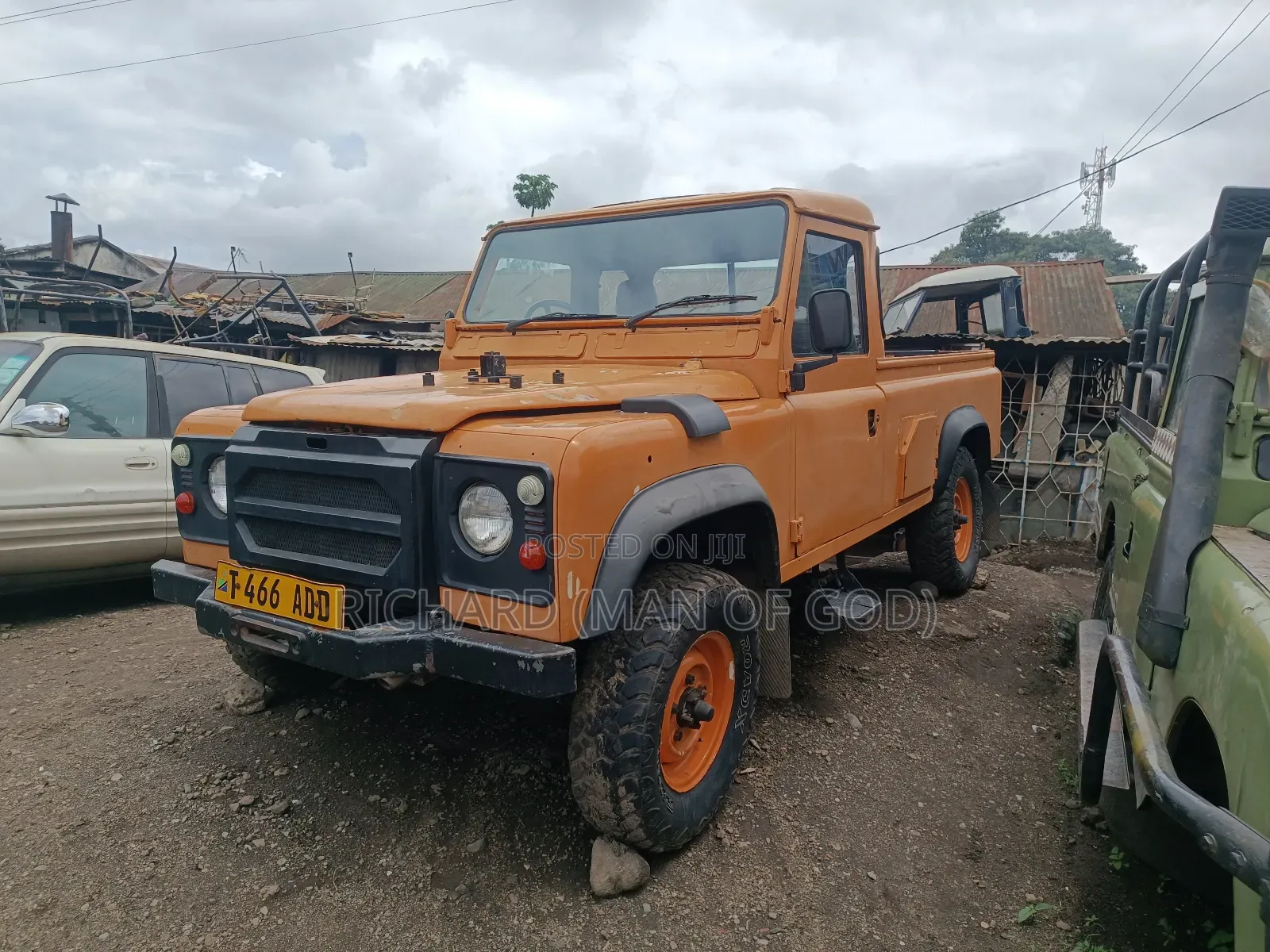 Land Rover Defender Soft Top 4x4 1995 Orange