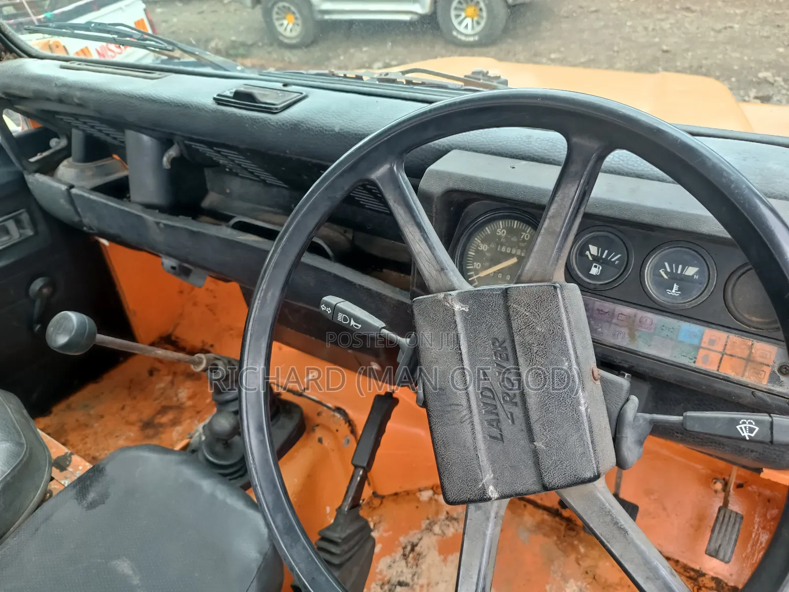 Land Rover Defender Soft Top 4x4 1995 Orange