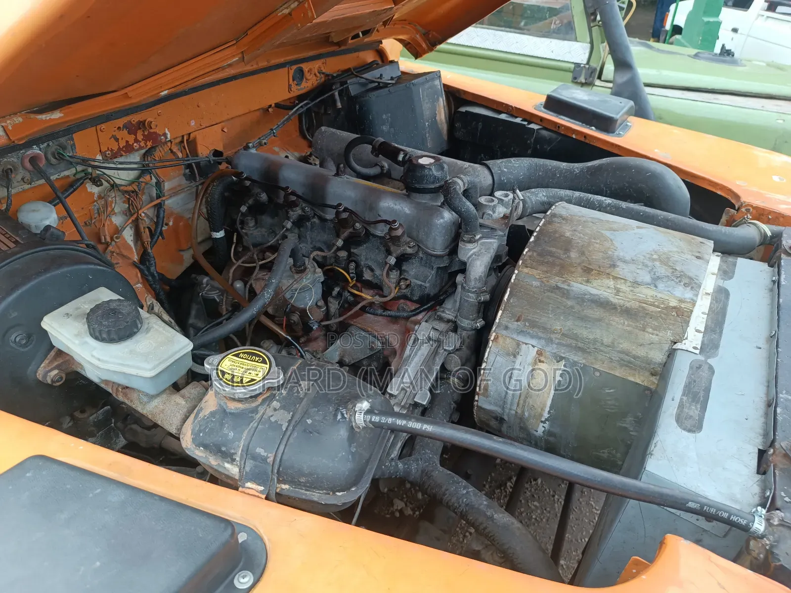Land Rover Defender Soft Top 4x4 1995 Orange