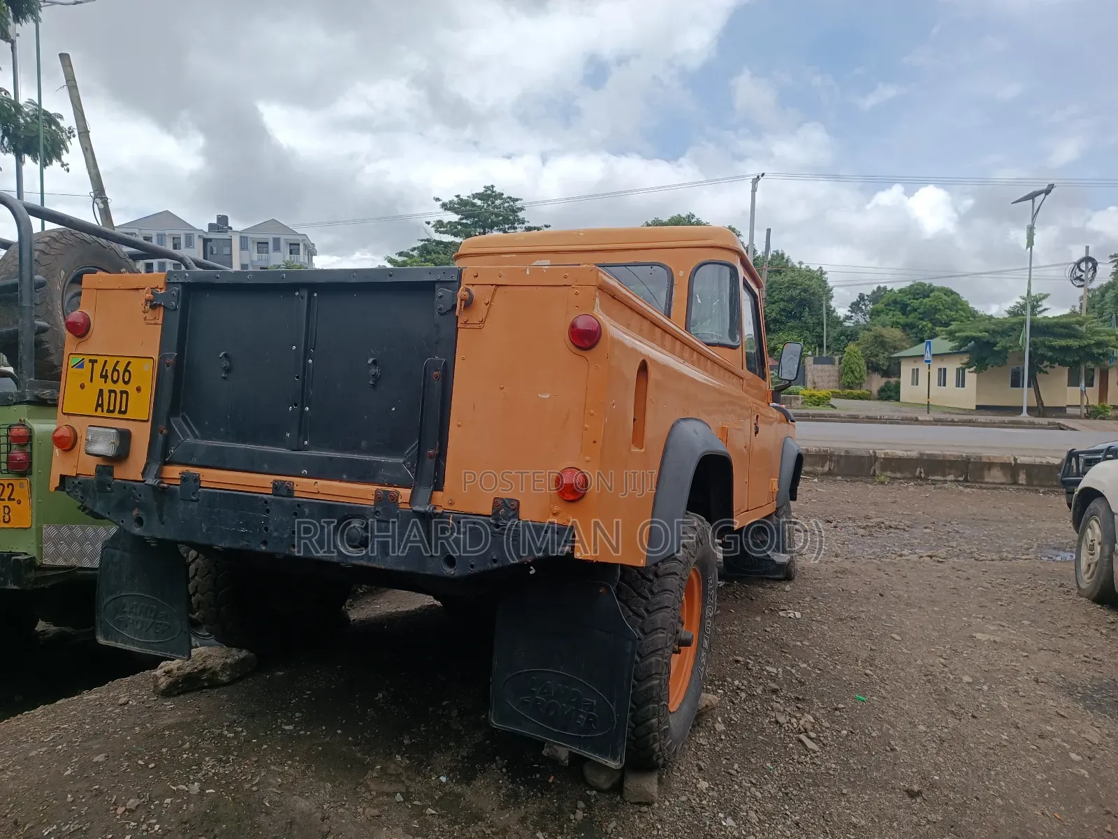 Land Rover Defender Soft Top 4x4 1995 Orange