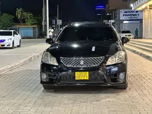 Toyota Crown 2010 Black